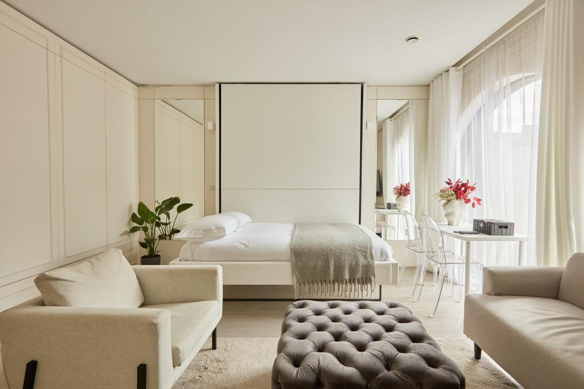 A Prestigious Haven Within London * London