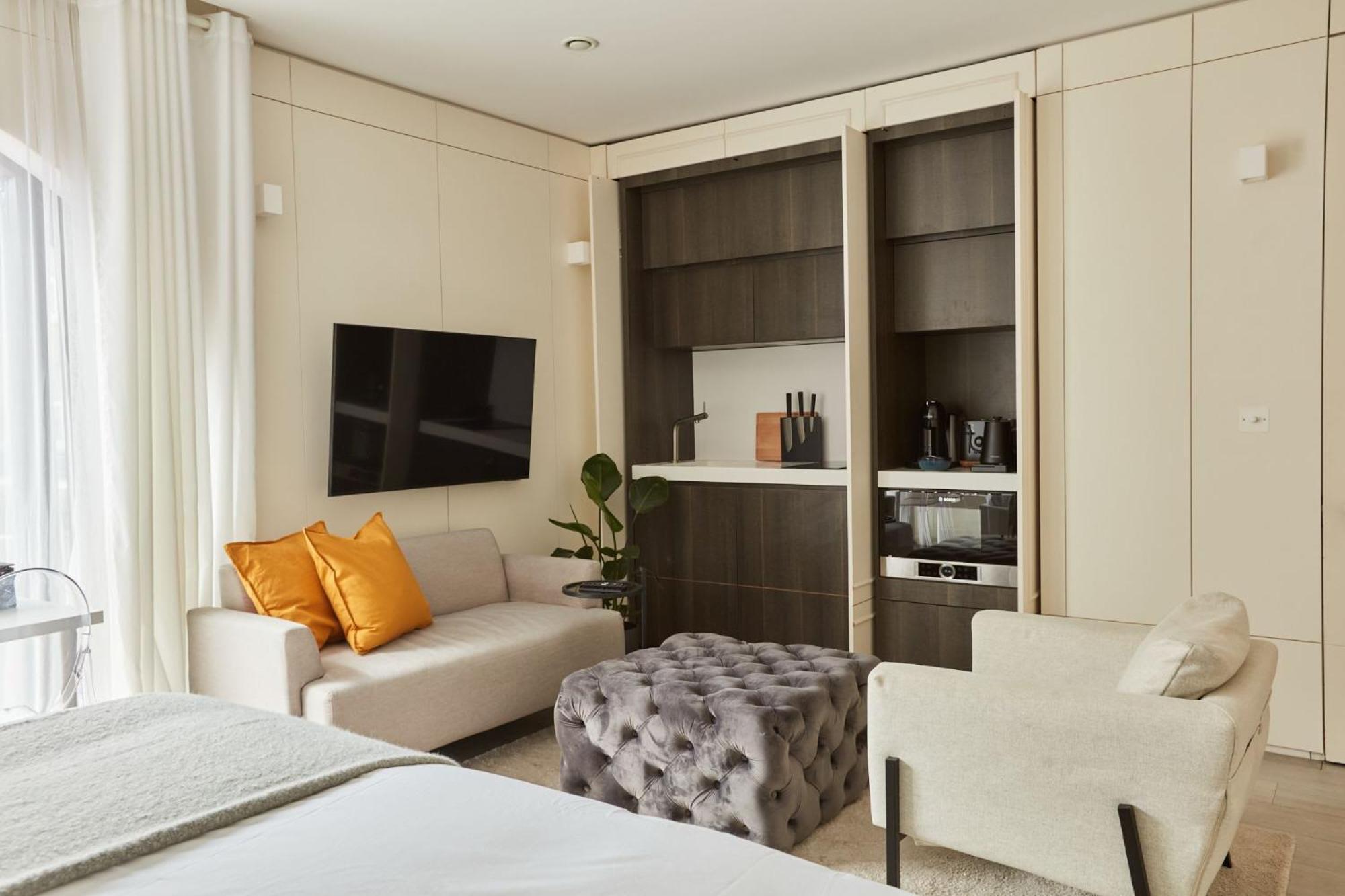 A Prestigious Haven Within London Apartment