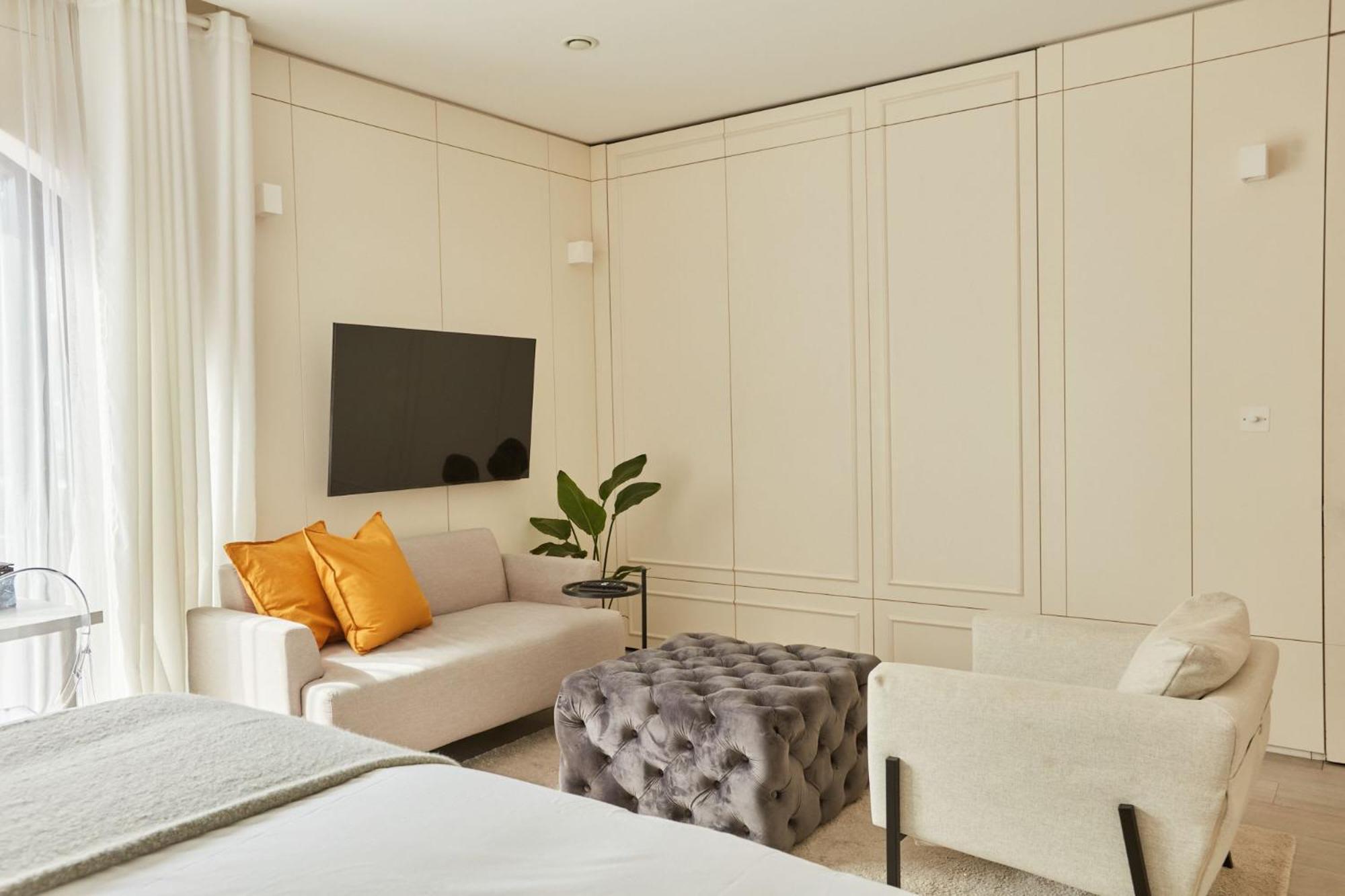 A Prestigious Haven Within London Apartment *