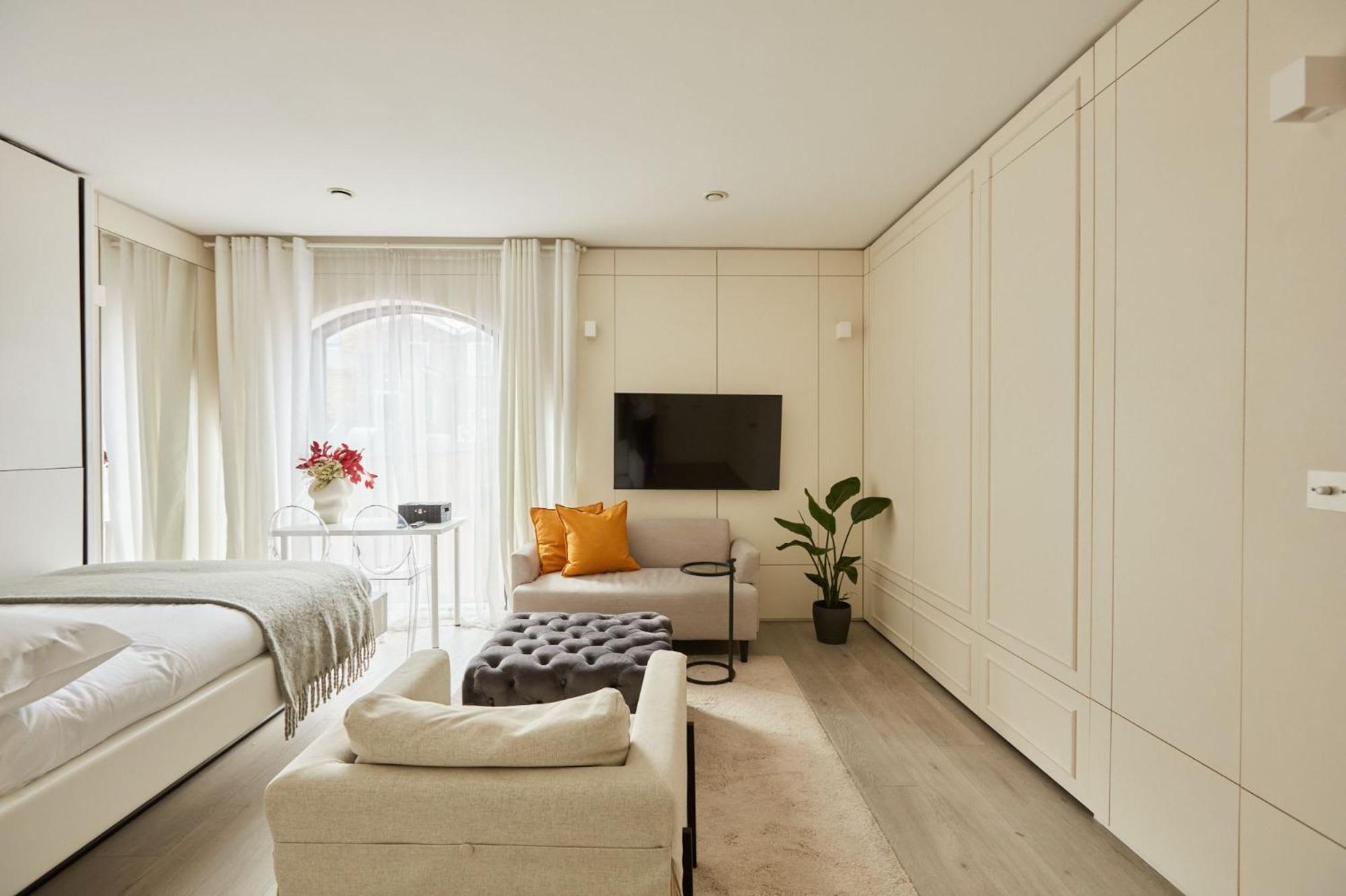 A Prestigious Haven Within London London
