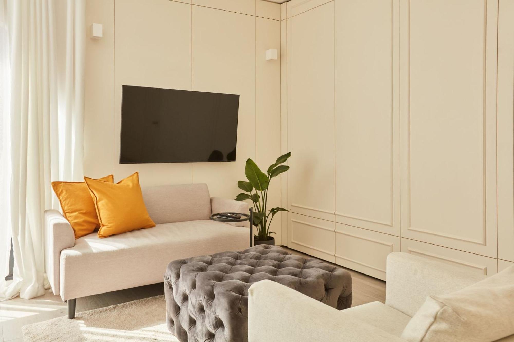 A Prestigious Haven Within London * London